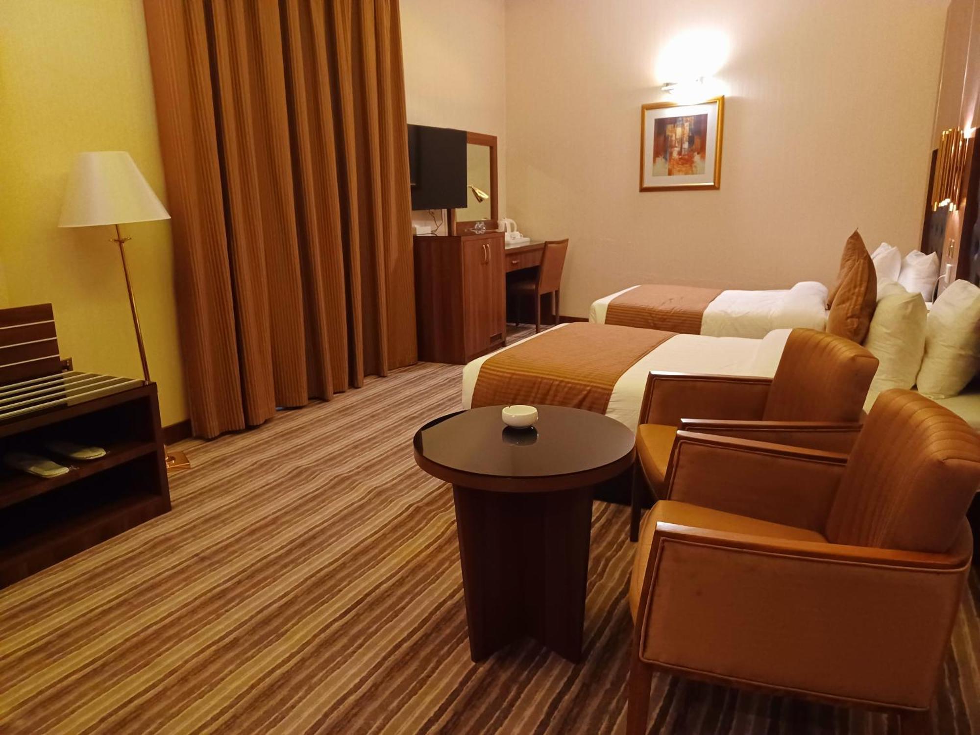 Royal Qatar Hotel Доха Екстер'єр фото